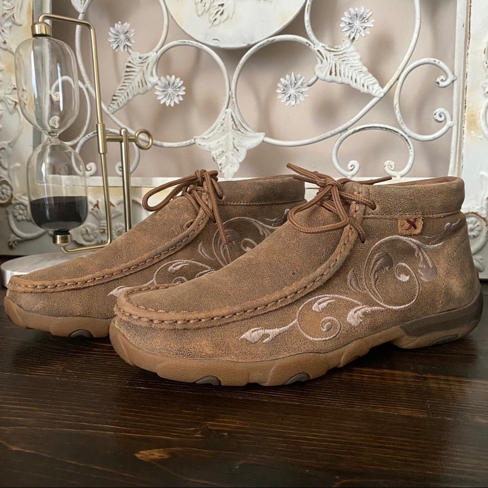 Twisted X Embroidered Driving Moccasins